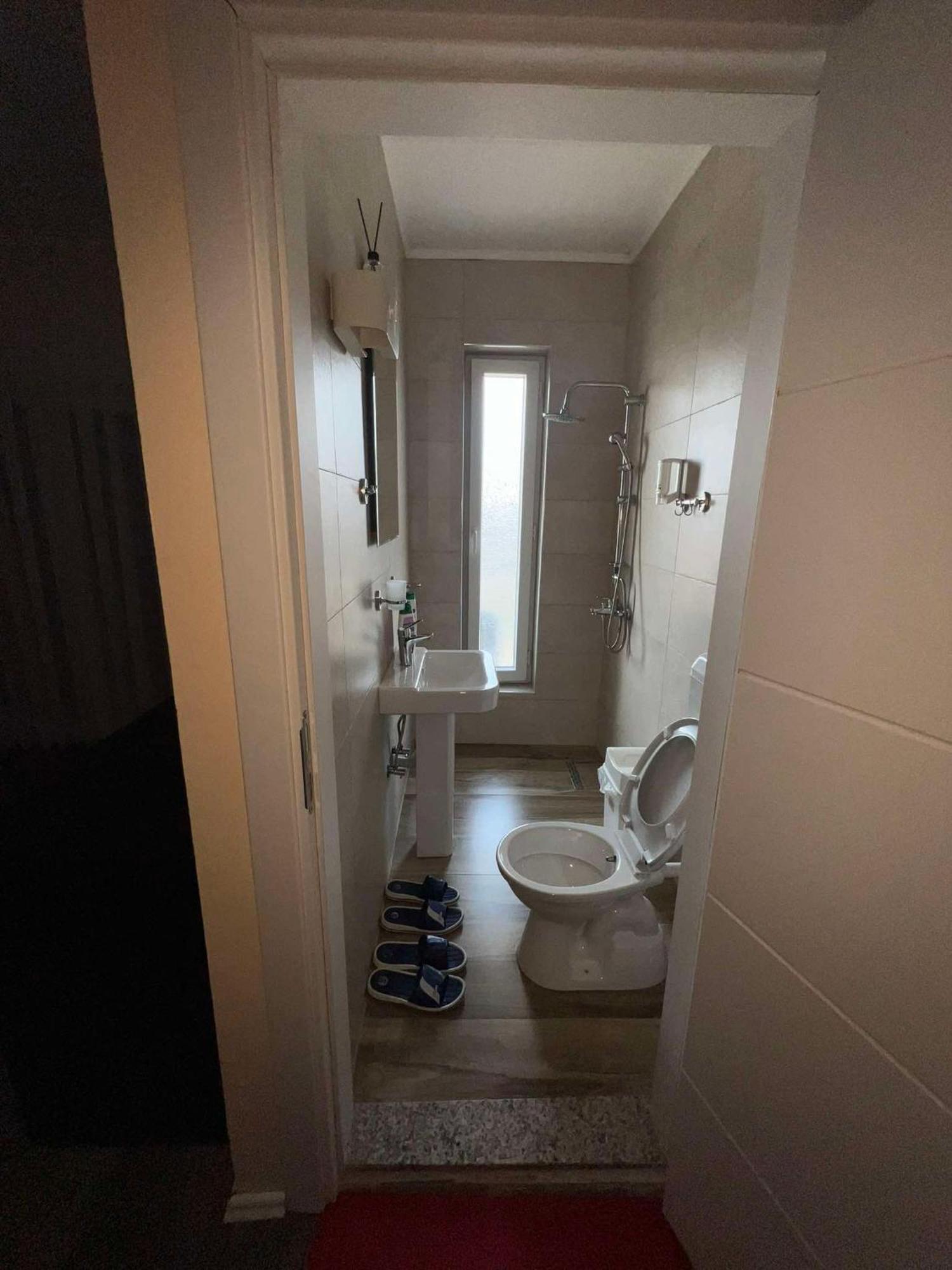 Hotel & Restaurant Frida Gjakova Extérieur photo
